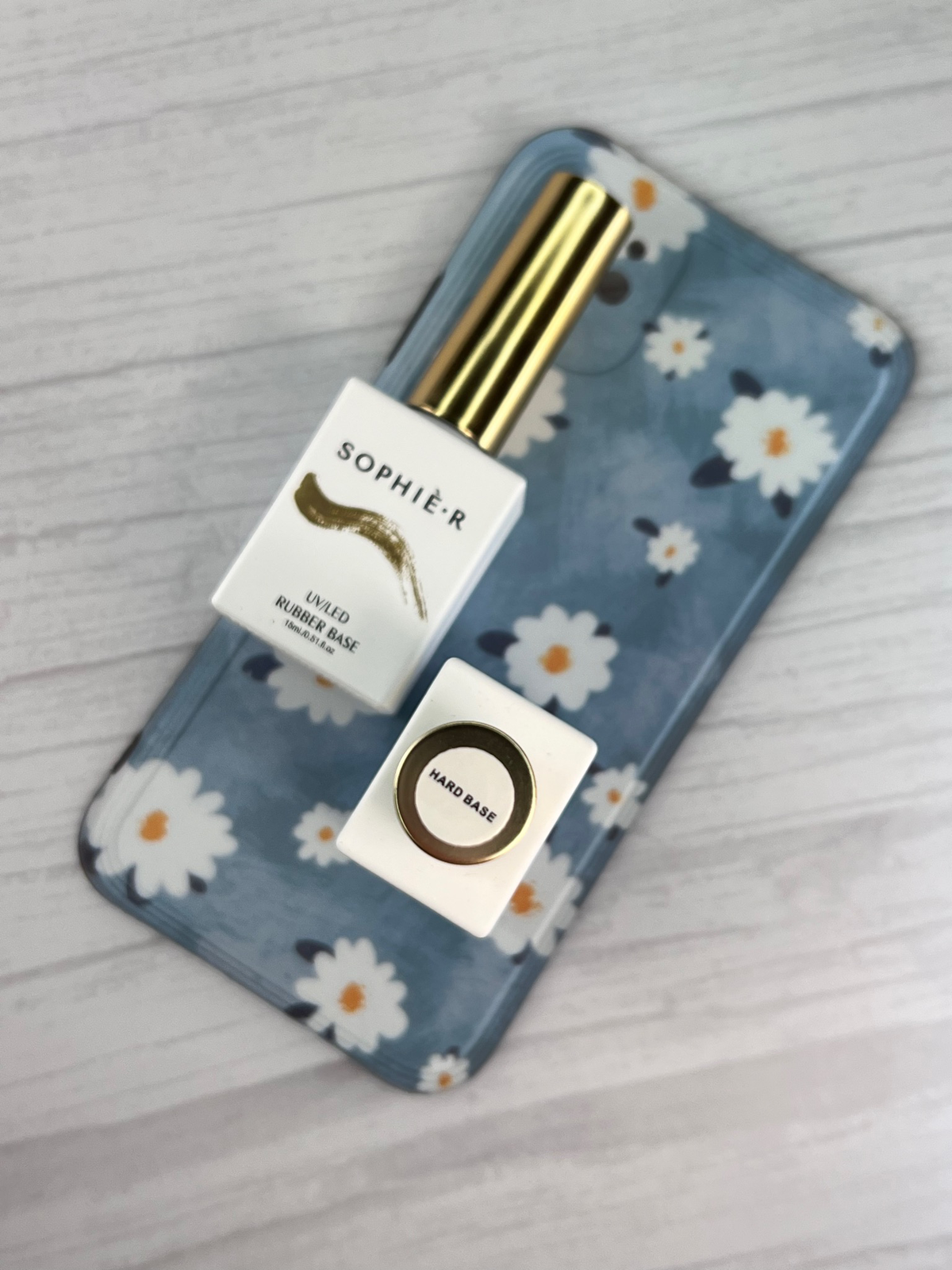 SOPHIÈ • R Hard Base , 15ml