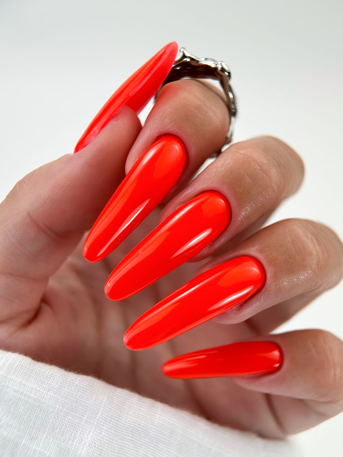 Red Series - Mishá Polishes