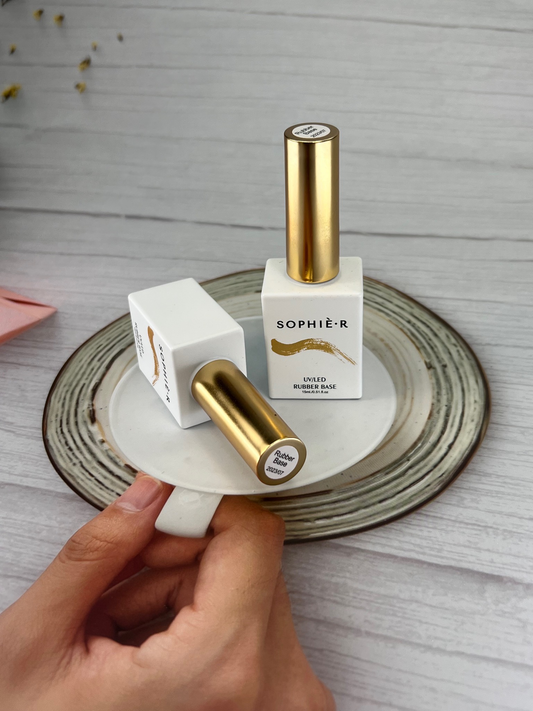 SOPHIÈ • R Rubber Base , 15ml