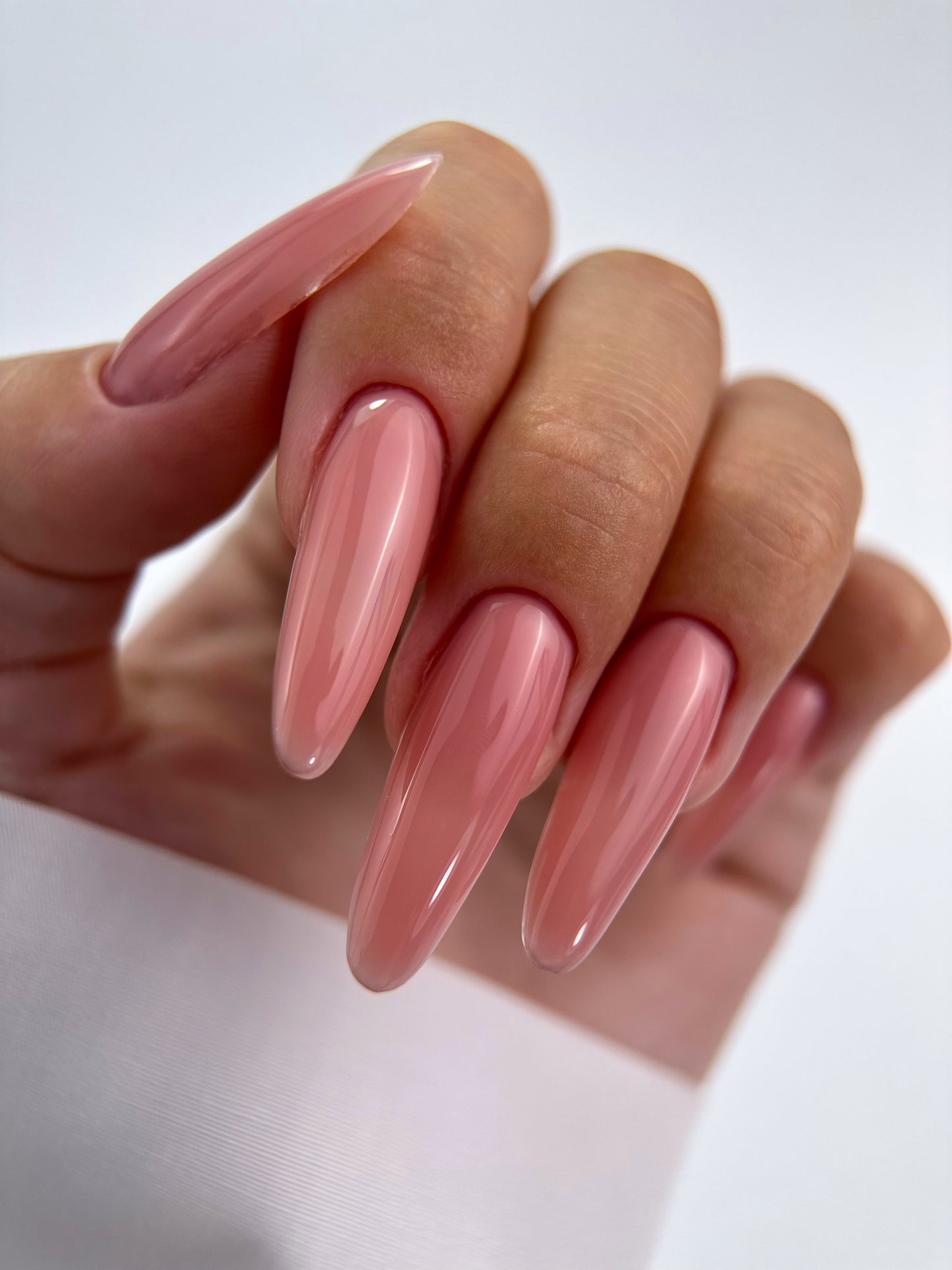 SOPHIÈ • R Strong Cover Gel 1, 15ml