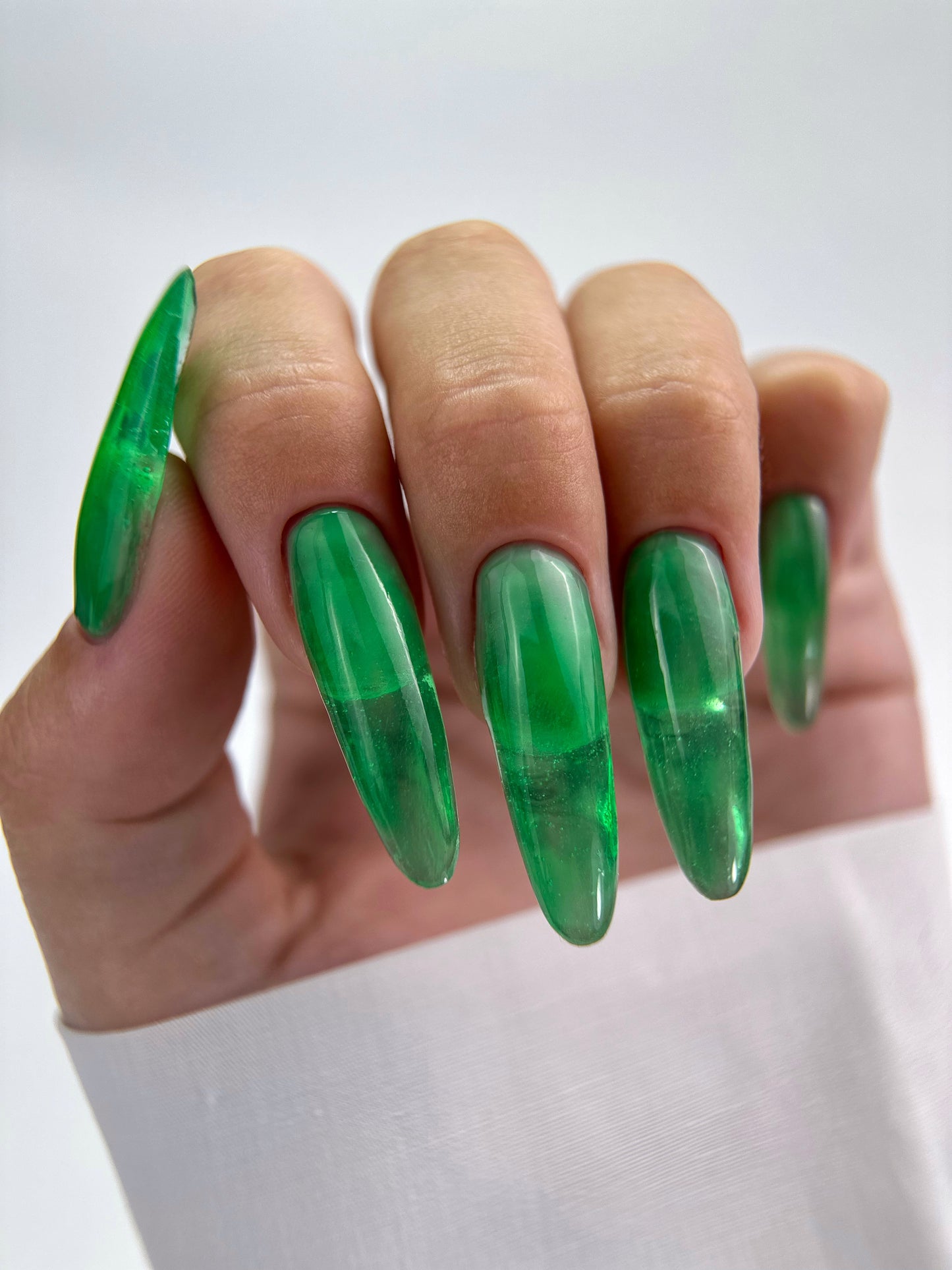 SOPHIÈ • R Glass Builder Gel 1, 30ml