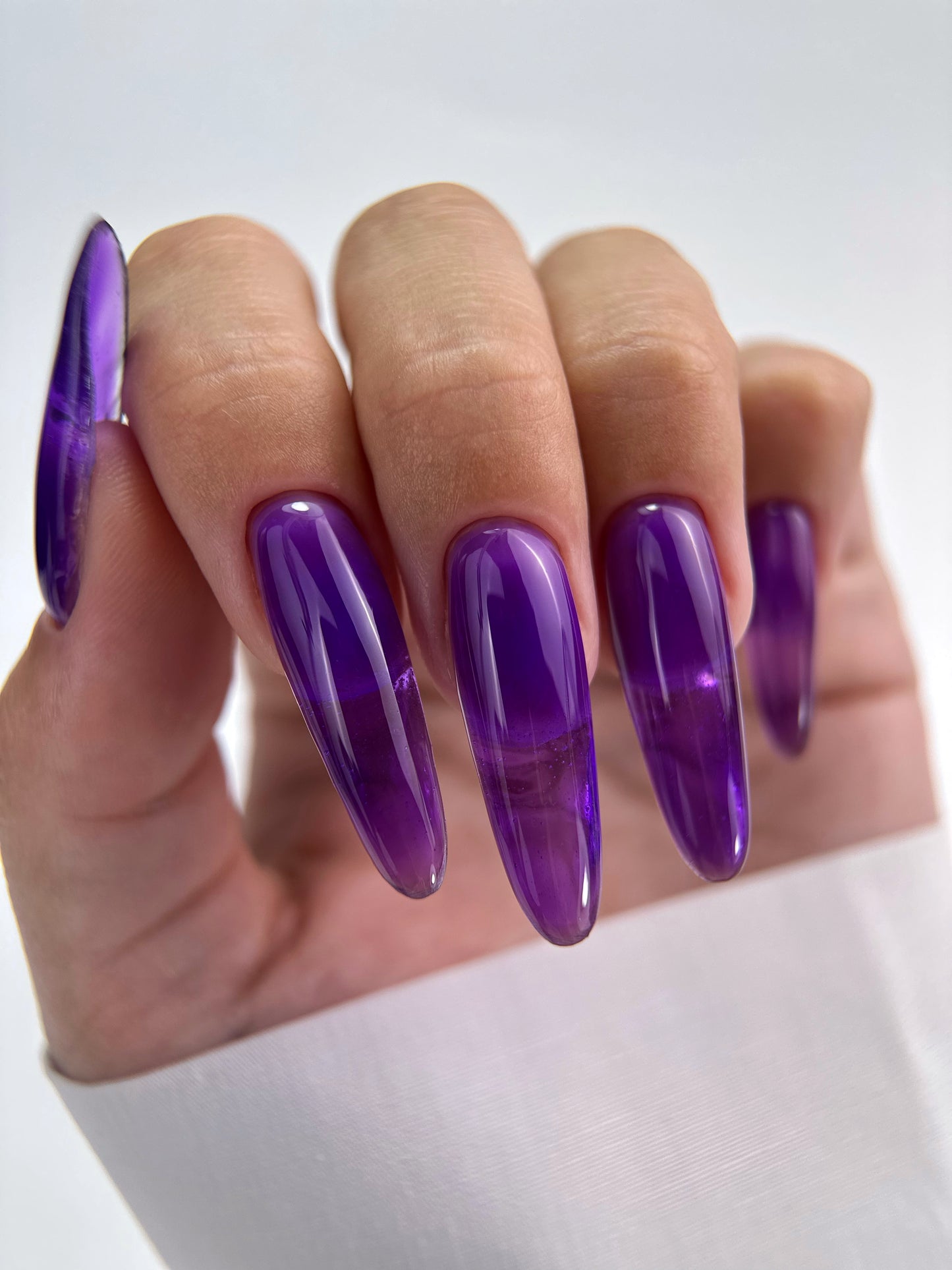 SOPHIÈ • R Glass Builder Gel 3, 30ml