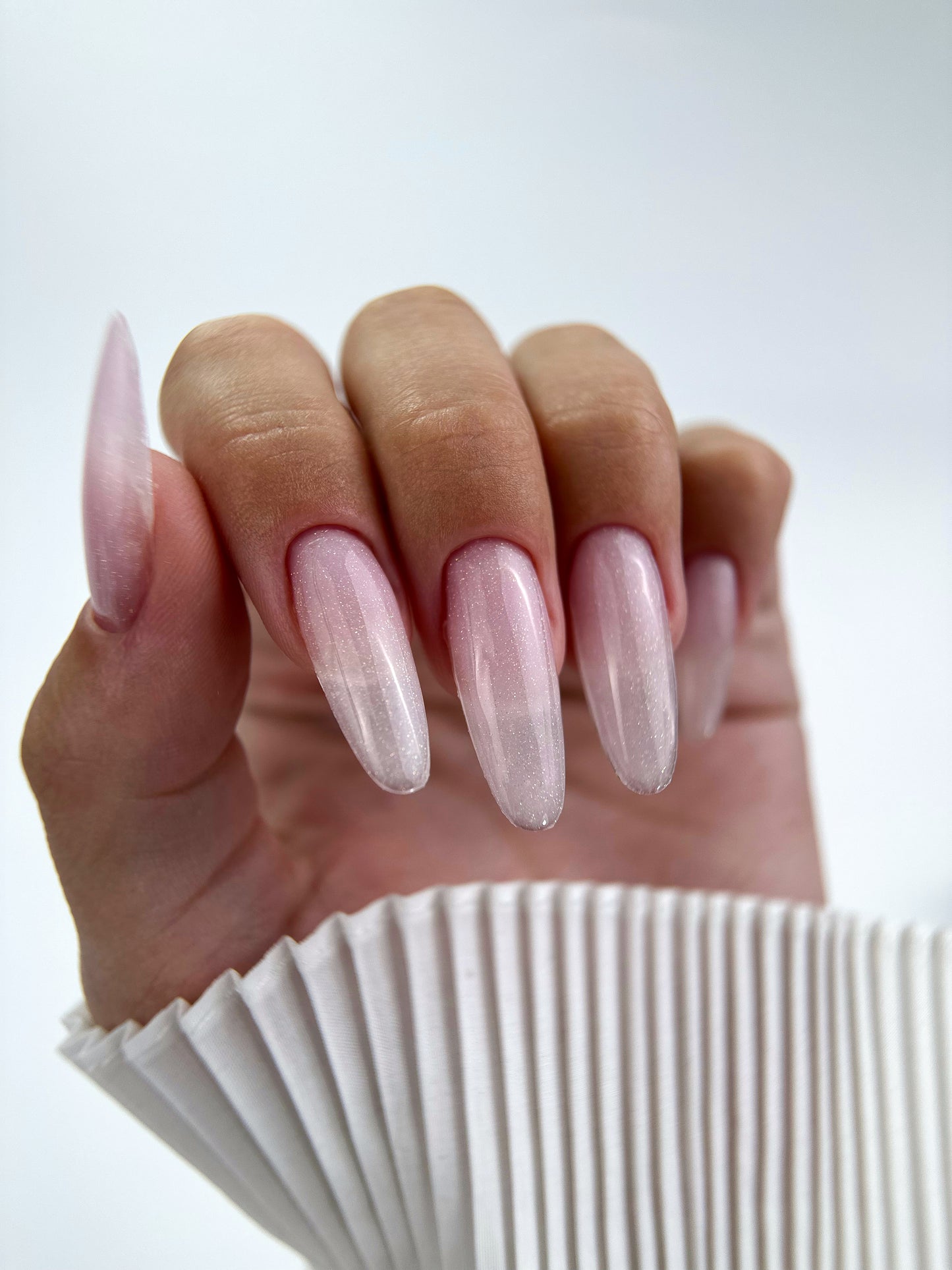 SOPHIÈ • R Shiny Base 16, 15ml